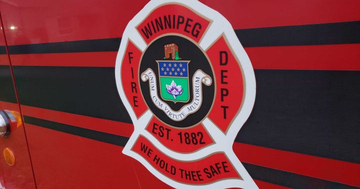 One person in hospital after Sunday morning apartment fire in Transcona – Winnipeg