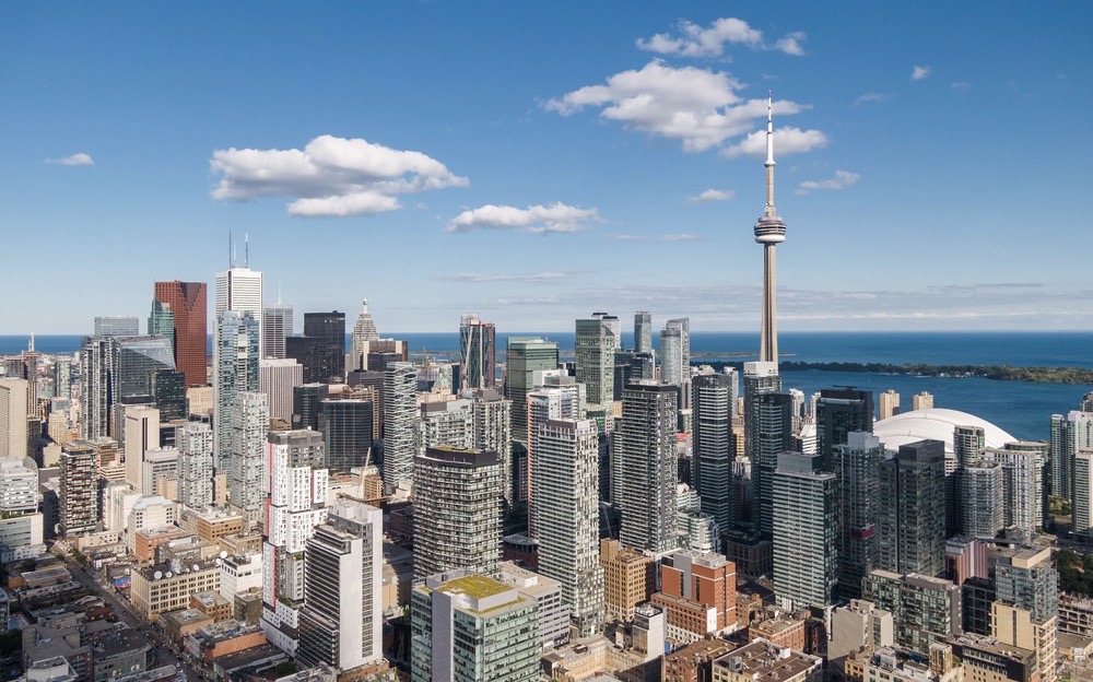 This is How Much Money it Costs to Live in Toronto in 2022