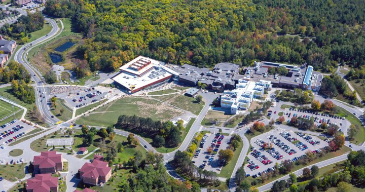 COVID-19: Fleming College in Peterborough pauses booster requirement to attend campus – Peterborough