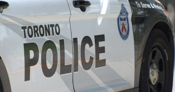 Man suffers ‘serious’ injuries after suspected stabbing near Union Station: Toronto police – Toronto