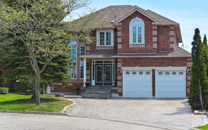 Vaughan Family Home Hits the Market for First Time, Asking .1M